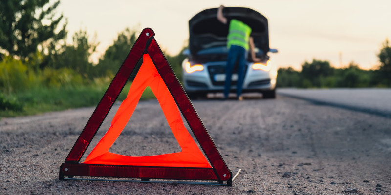 What You Need to Know When Calling for Emergency Roadside Assistance